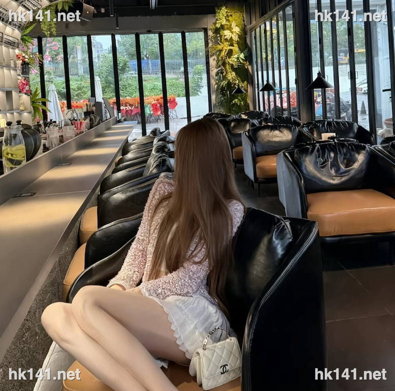 靚女1300