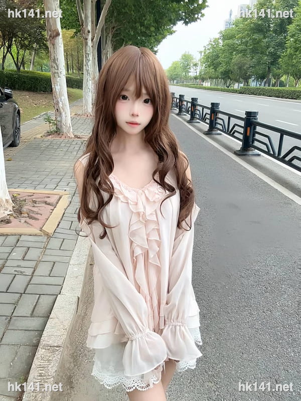 靚女328